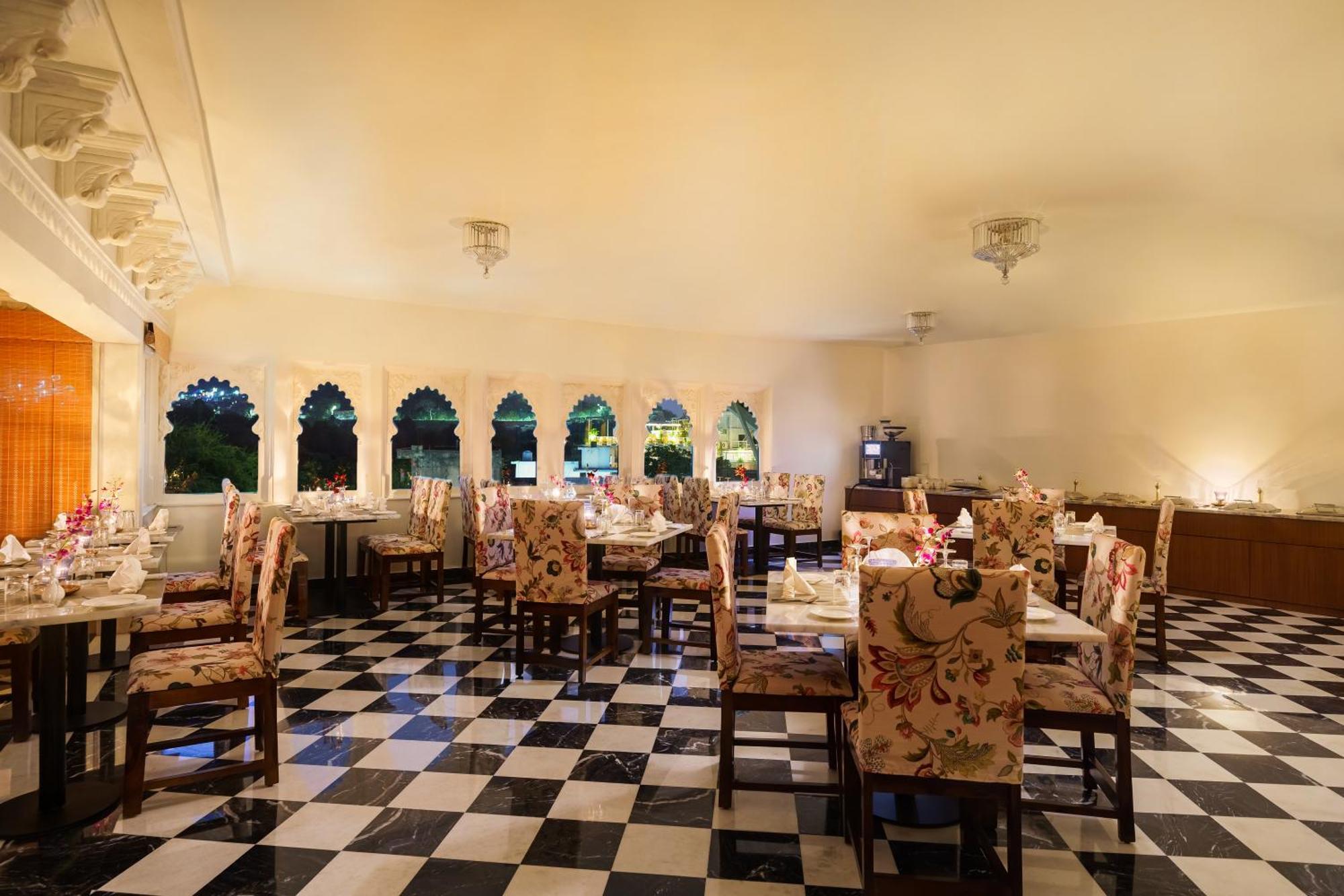 Hotel Chunda Haveli Udaipur Exterior foto